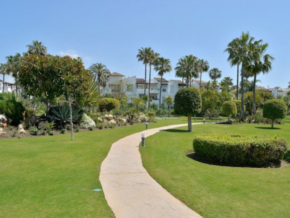 3-bedroom Apartment In Costalita, Spain (188 M²)