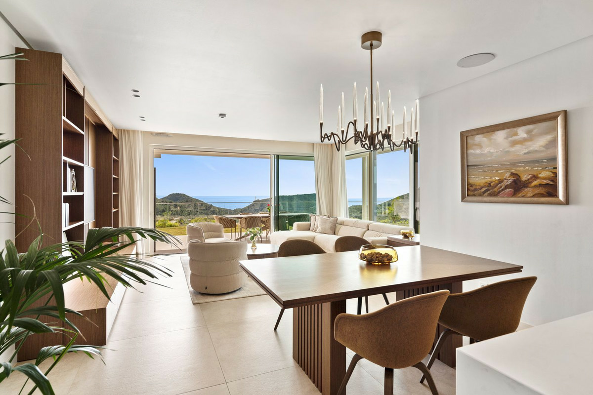 3-bedroom Apartment In Ojén, Spain (157 M²)