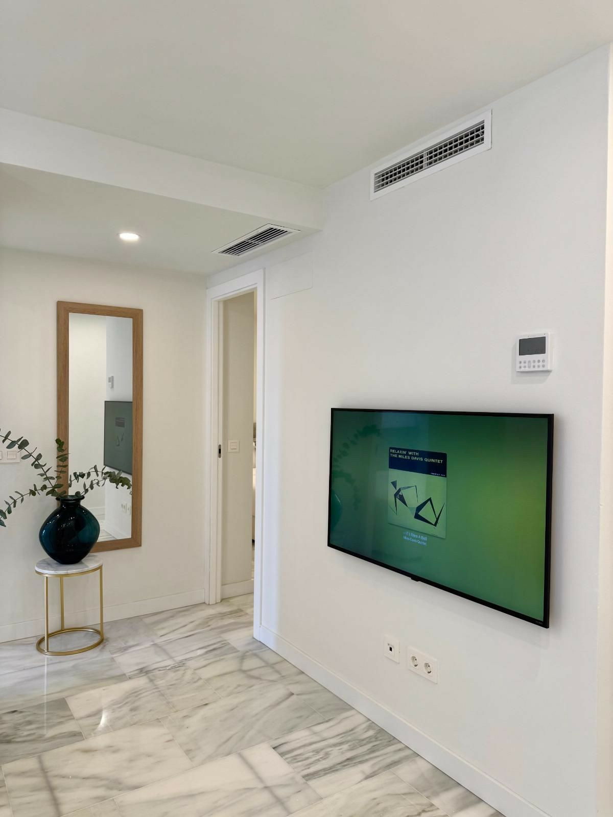 ShowFeedImage-1dea4e 2-bedroom Property In Malagueta, Spain (71 M²)