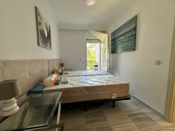 4-bedroom Apartment In The Golden Mile, Spain (132 M²)