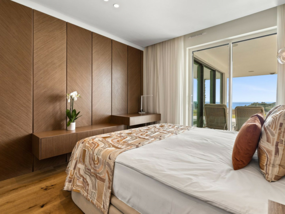 3-bedroom Apartment In Ojén, Spain (157 M²)