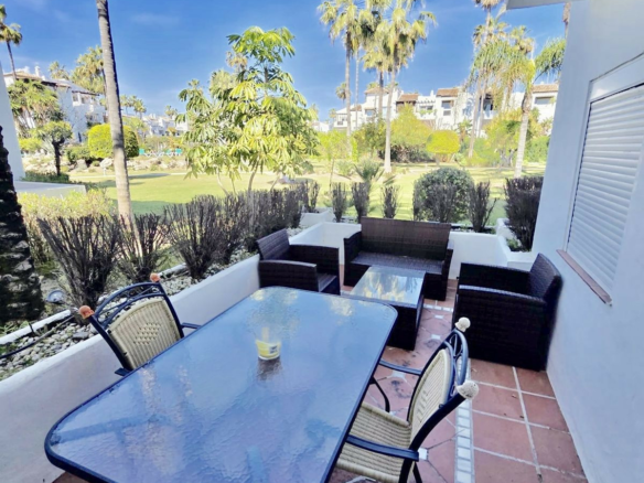 3-bedroom Apartment In Costalita, Spain (188 M²)