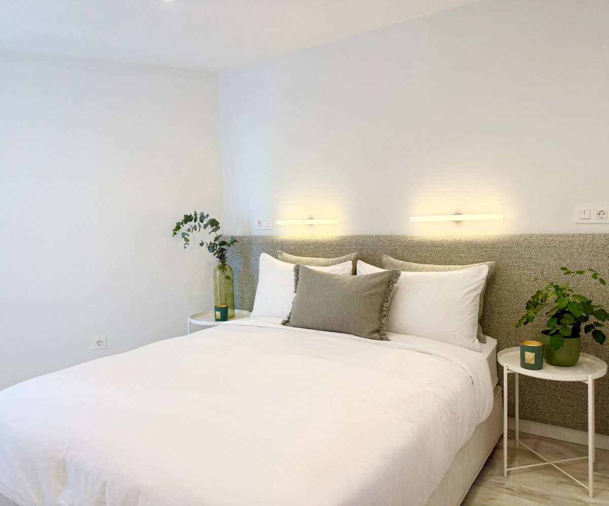 ShowFeedImage-6471e5 2-bedroom Property In Malagueta, Spain (71 M²)