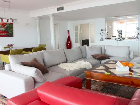 4-bedroom Apartment In Nueva Andalucía, Spain (202 M²)