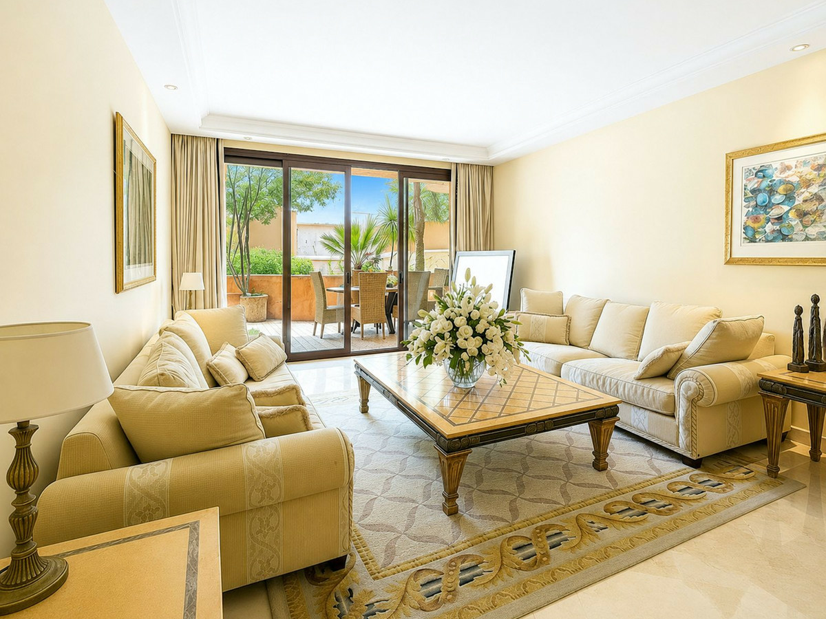 Apartment – Middle Floor Apartment In New Golden Mile