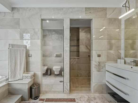 5-bedroom House In Guadalmina Alta, Spain (357 M²)