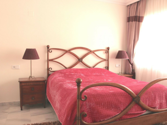 4-bedroom Apartment In Nueva Andalucía, Spain (202 M²)