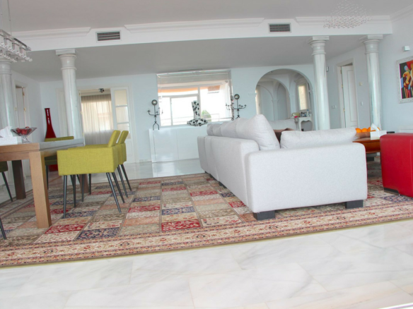 4-bedroom Apartment In Nueva Andalucía, Spain (202 M²)