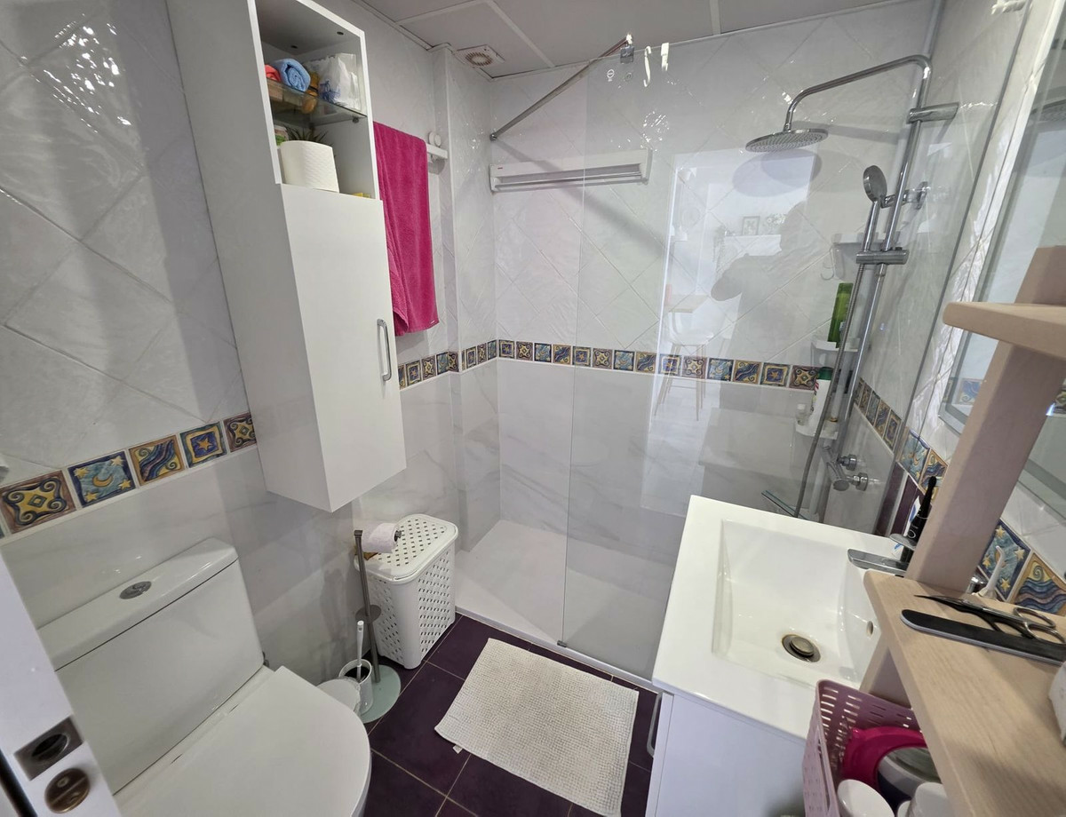 2-bedroom Apartment In San Luis De Sabinillas, Spain (66 M²)