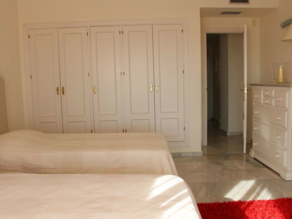 4-bedroom Apartment In Nueva Andalucía, Spain (202 M²)
