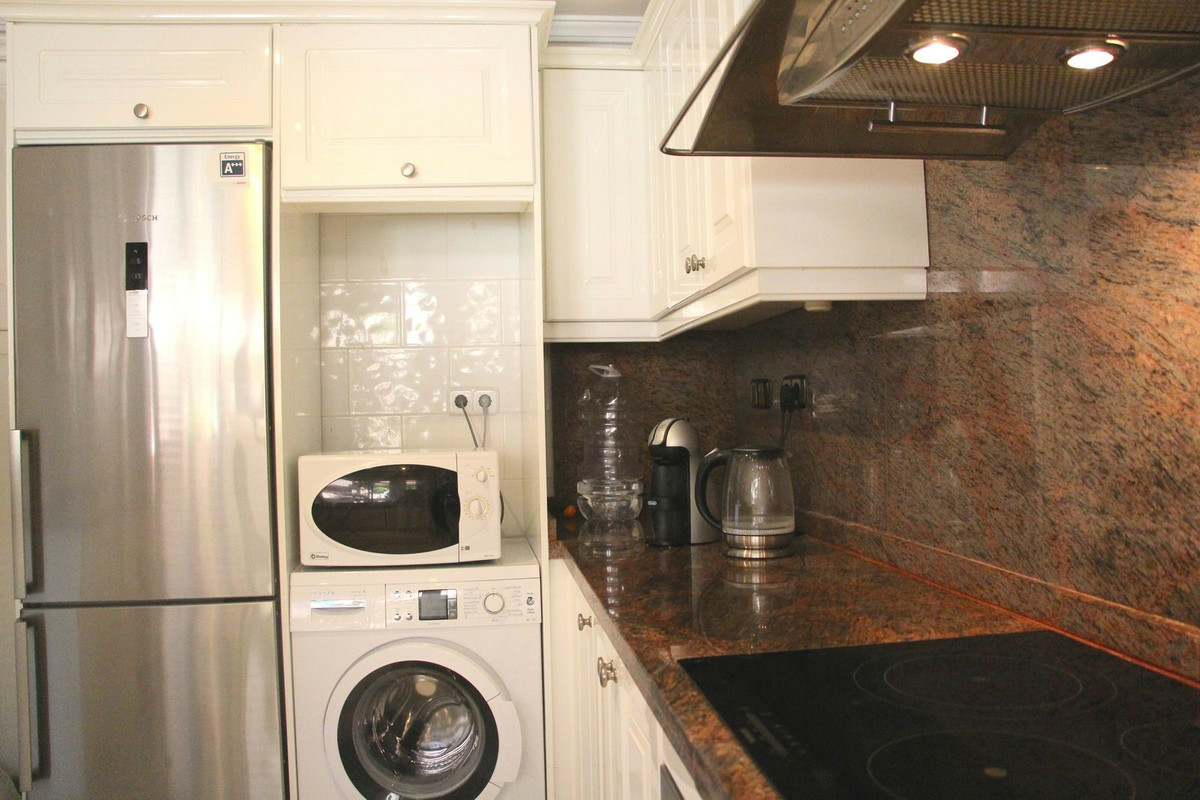 4-bedroom Apartment In Nueva Andalucía, Spain (202 M²)