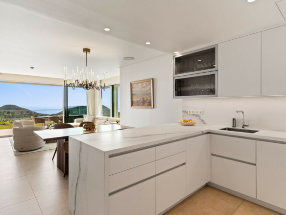 3-bedroom Apartment In Ojén, Spain (157 M²)