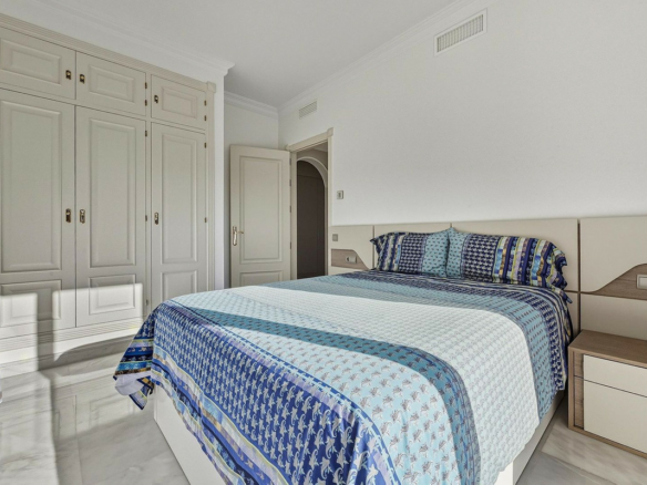 5-bedroom House In Guadalmina Alta, Spain (357 M²)