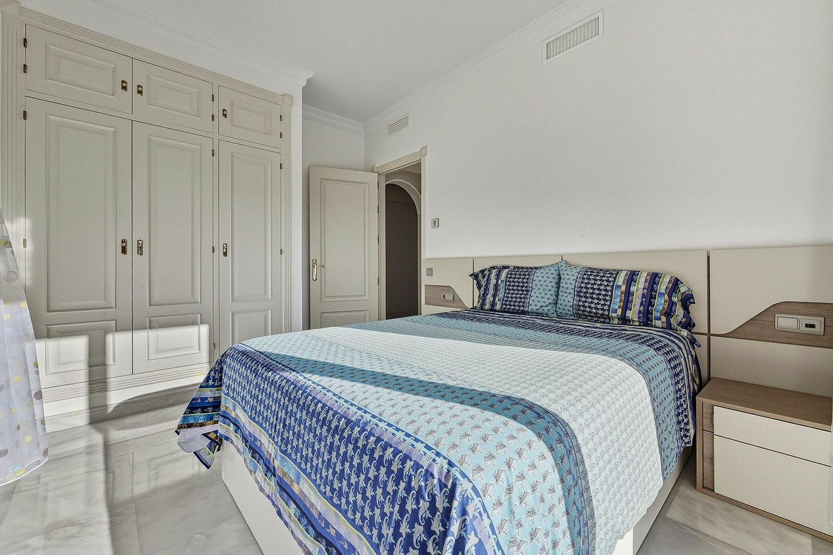 5-bedroom House In Guadalmina Alta, Spain (357 M²)