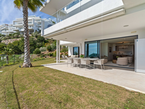 3-bedroom Apartment In Ojén, Spain (157 M²)