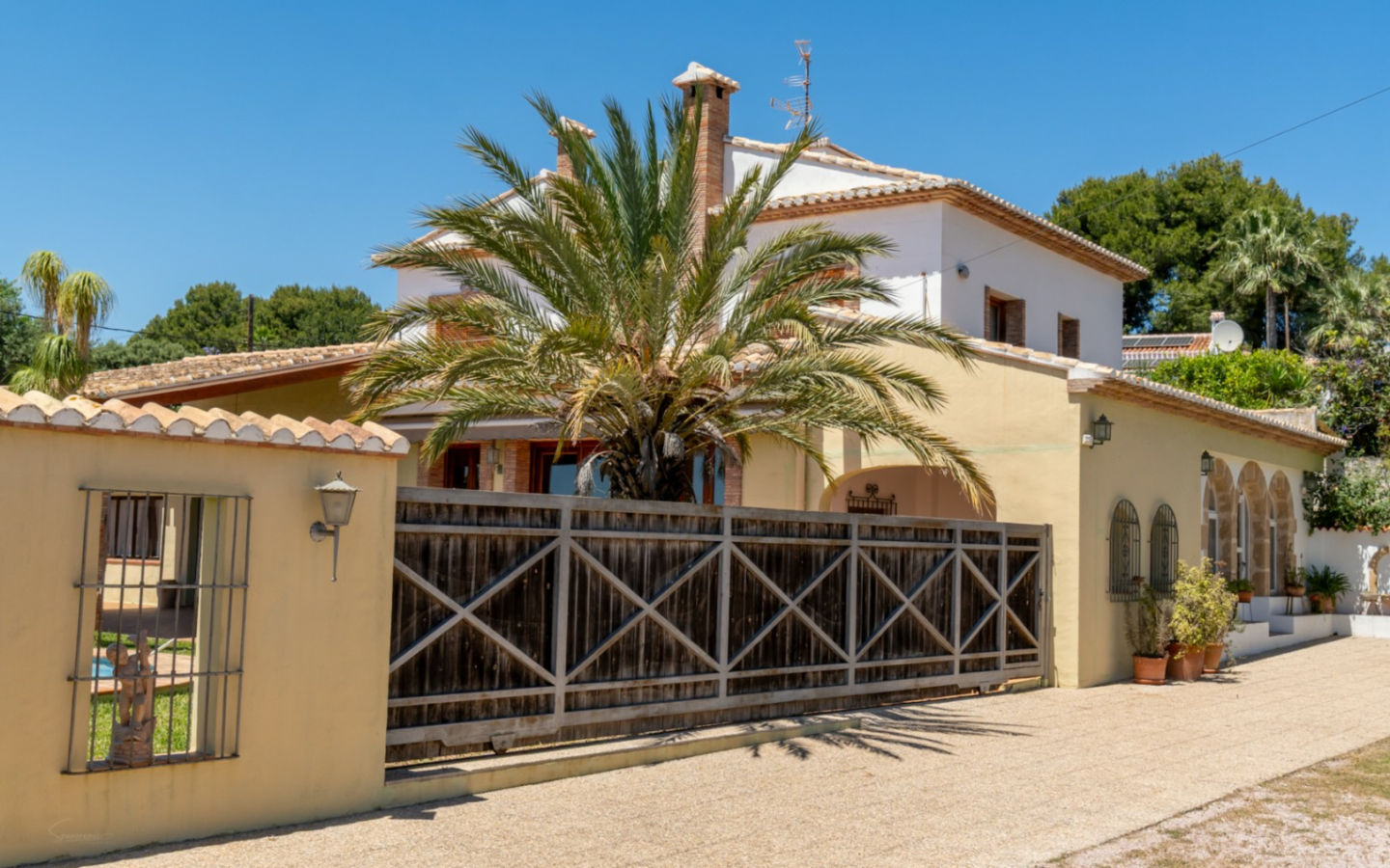 3-bedroom Villa In Jávea, Spain (332 M²)