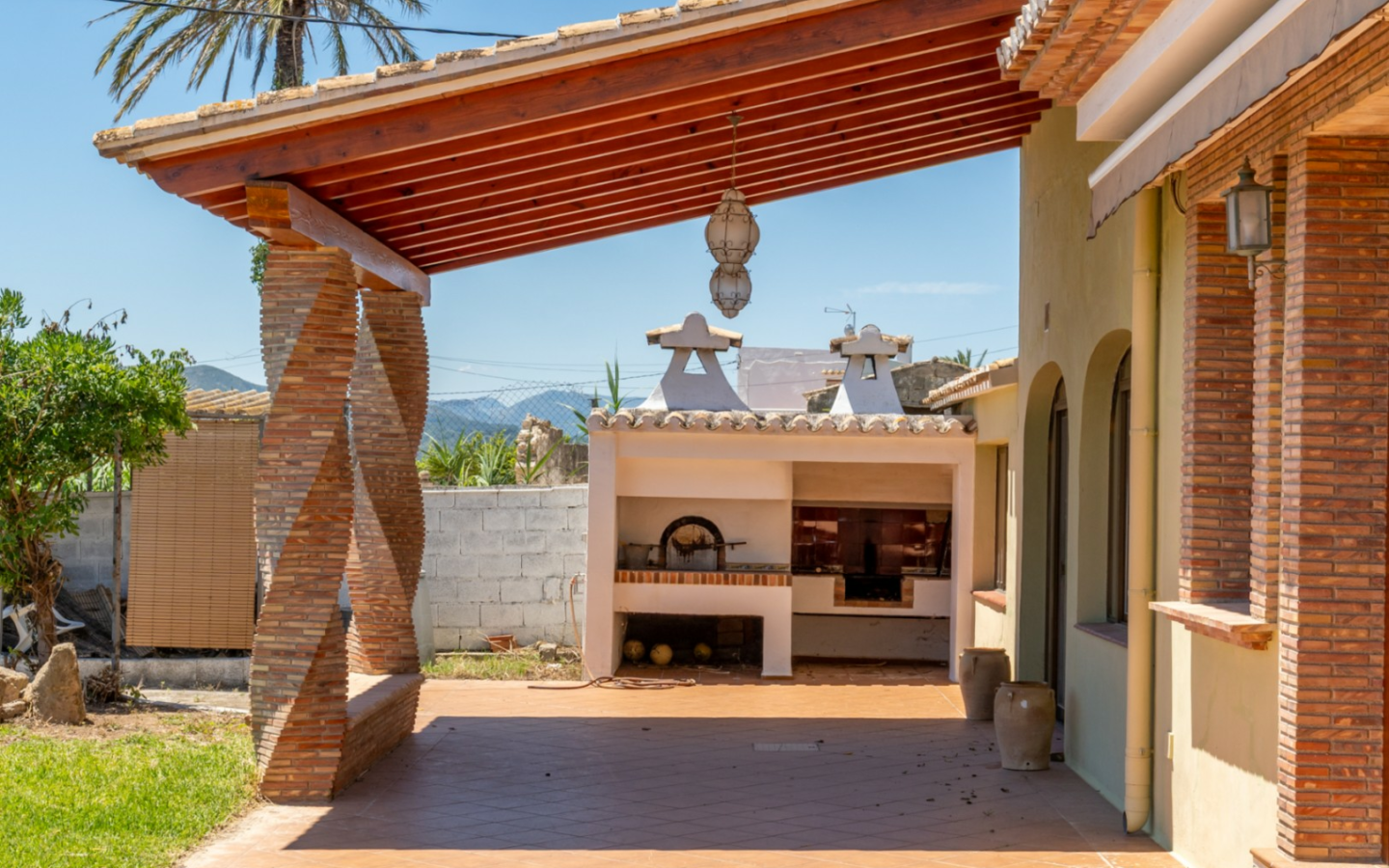 3-bedroom Villa In Jávea, Spain (332 M²)