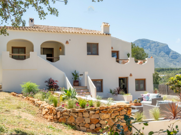 Villa In Jávea