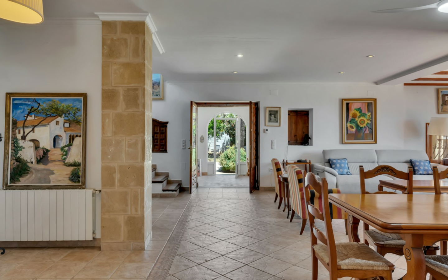 3-bedroom Villa In Jávea, Spain (332 M²)