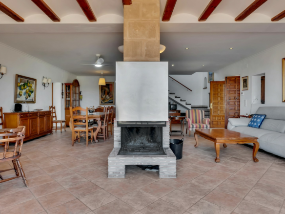 3-bedroom Villa In Jávea, Spain (332 M²)