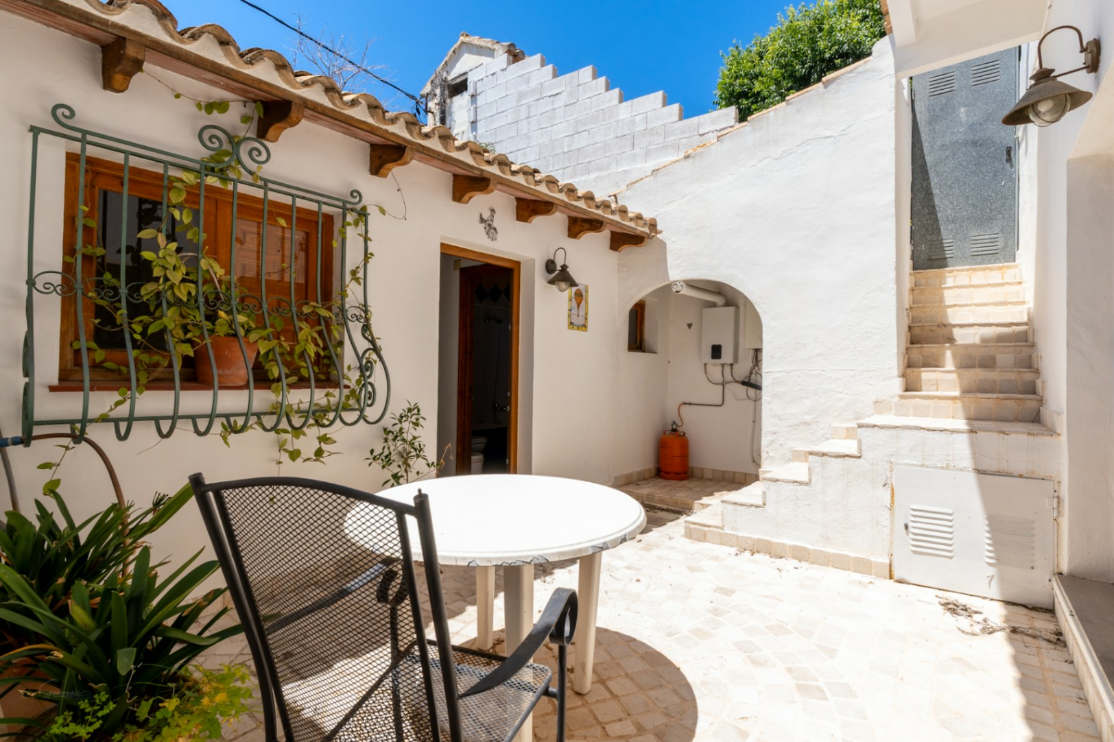 3-bedroom Villa In Jávea, Spain (332 M²)