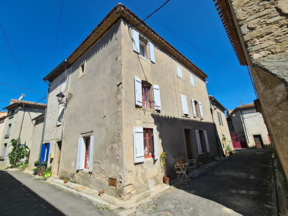 4-bedroom House In Caunes Minervois, France (102 M²)
