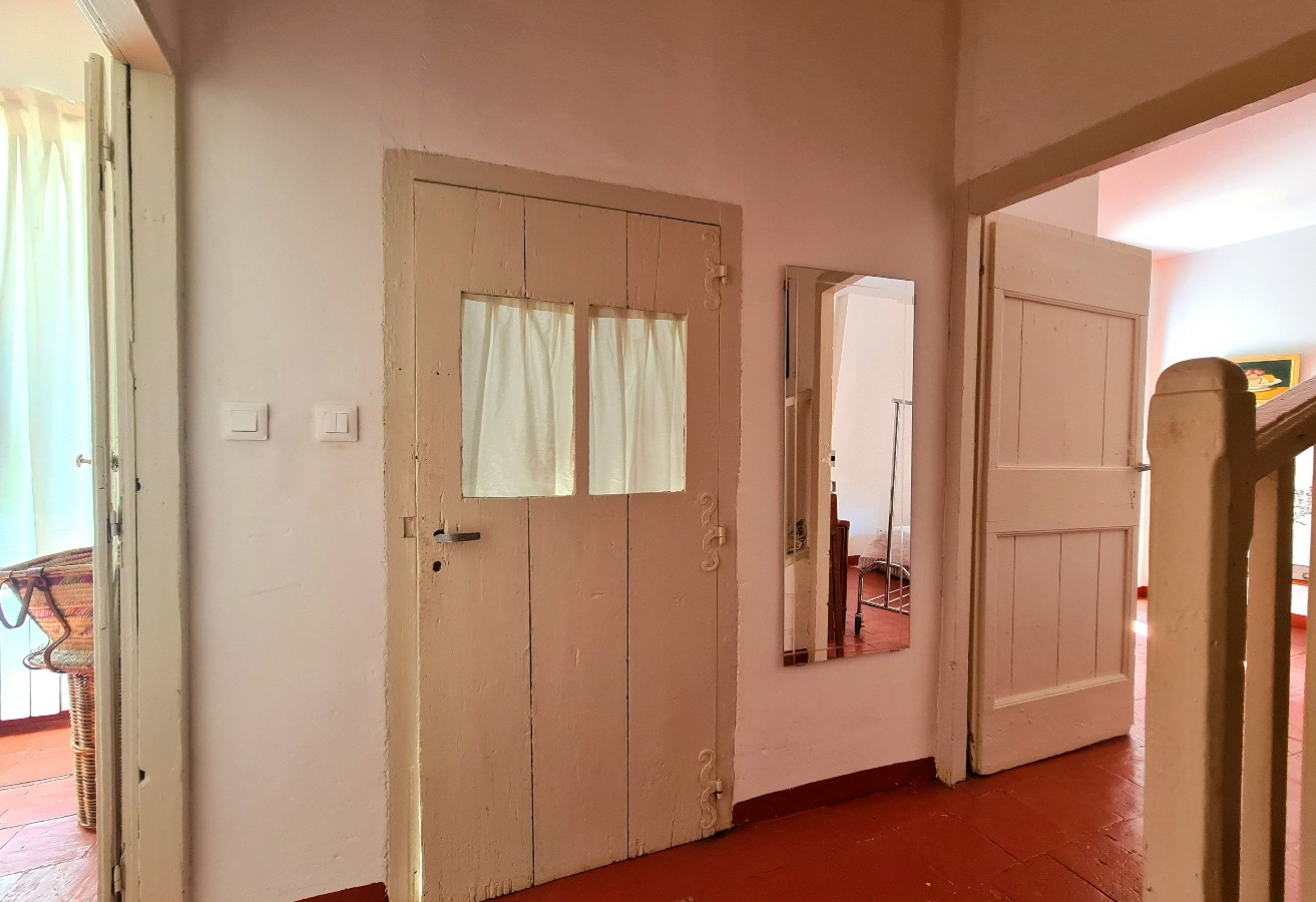 4-bedroom House In Caunes Minervois, France (102 M²)