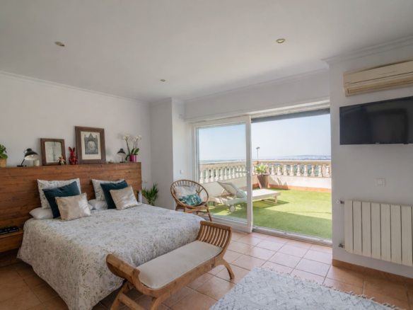 4-bedroom Villa In Marratxí, Spain (318 M²)