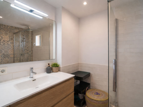 4-bedroom Villa In Marratxí, Spain (318 M²)