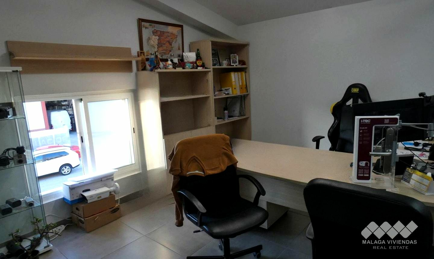 5-bedroom Industrial In Alhaurín De La Torre, Spain (140 M²)
