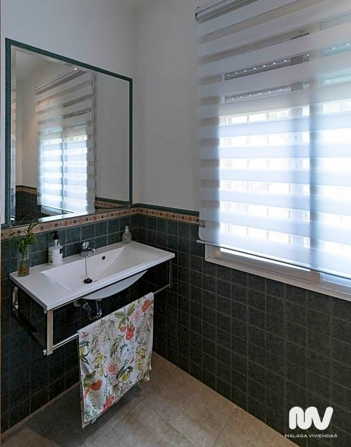 5-bedroom Villa In Estepona, Spain (330 M²)