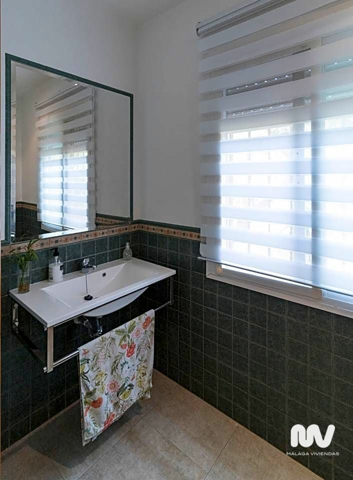 5-bedroom Villa In Estepona, Spain (330 M²)