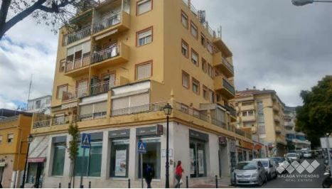 2-bedroom Shop In Benalmádena, Spain (163 M²)