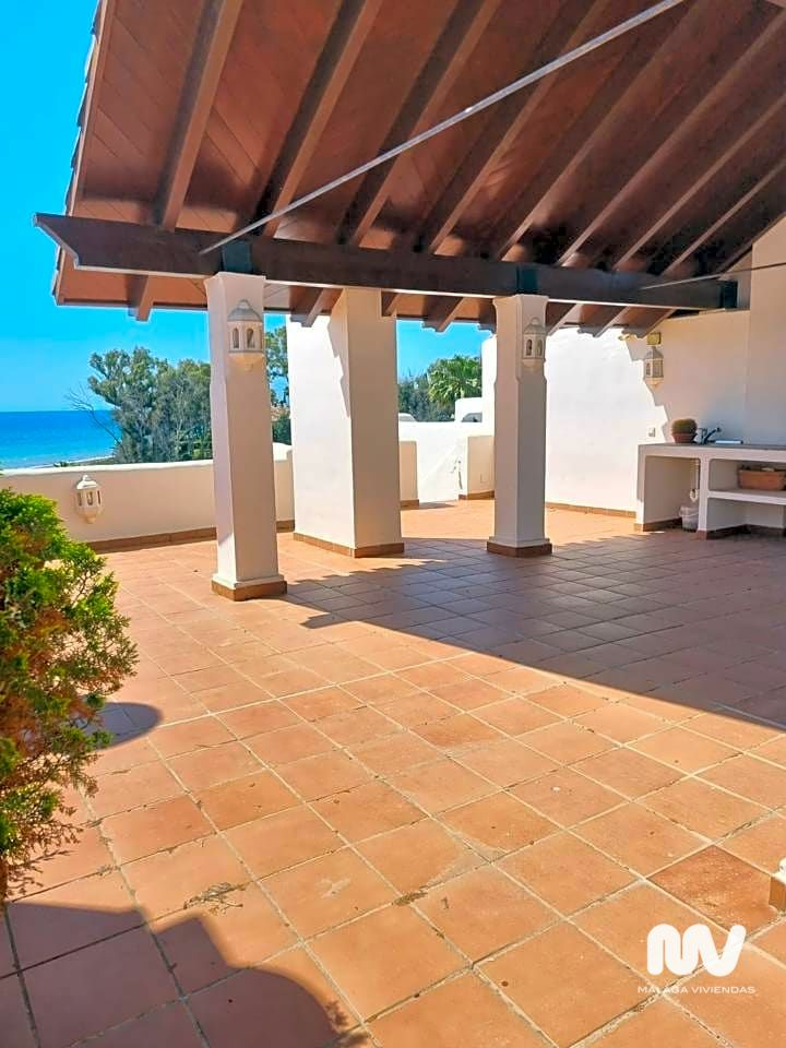 3-bedroom Penthouse In Estepona, Spain (316 M²)
