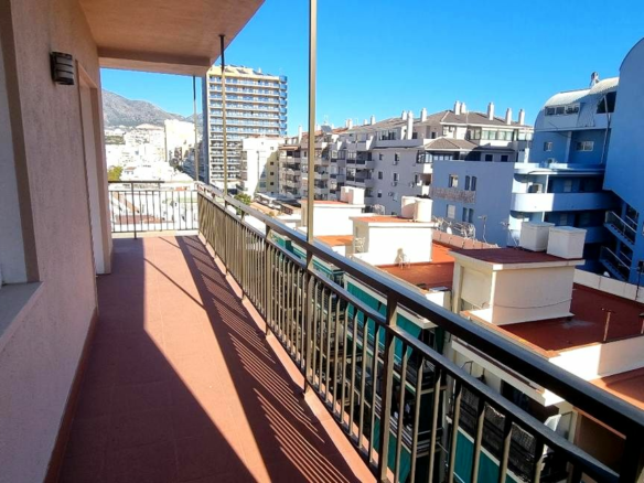 4-bedroom Flat In Fuengirola, Spain (180 M²)
