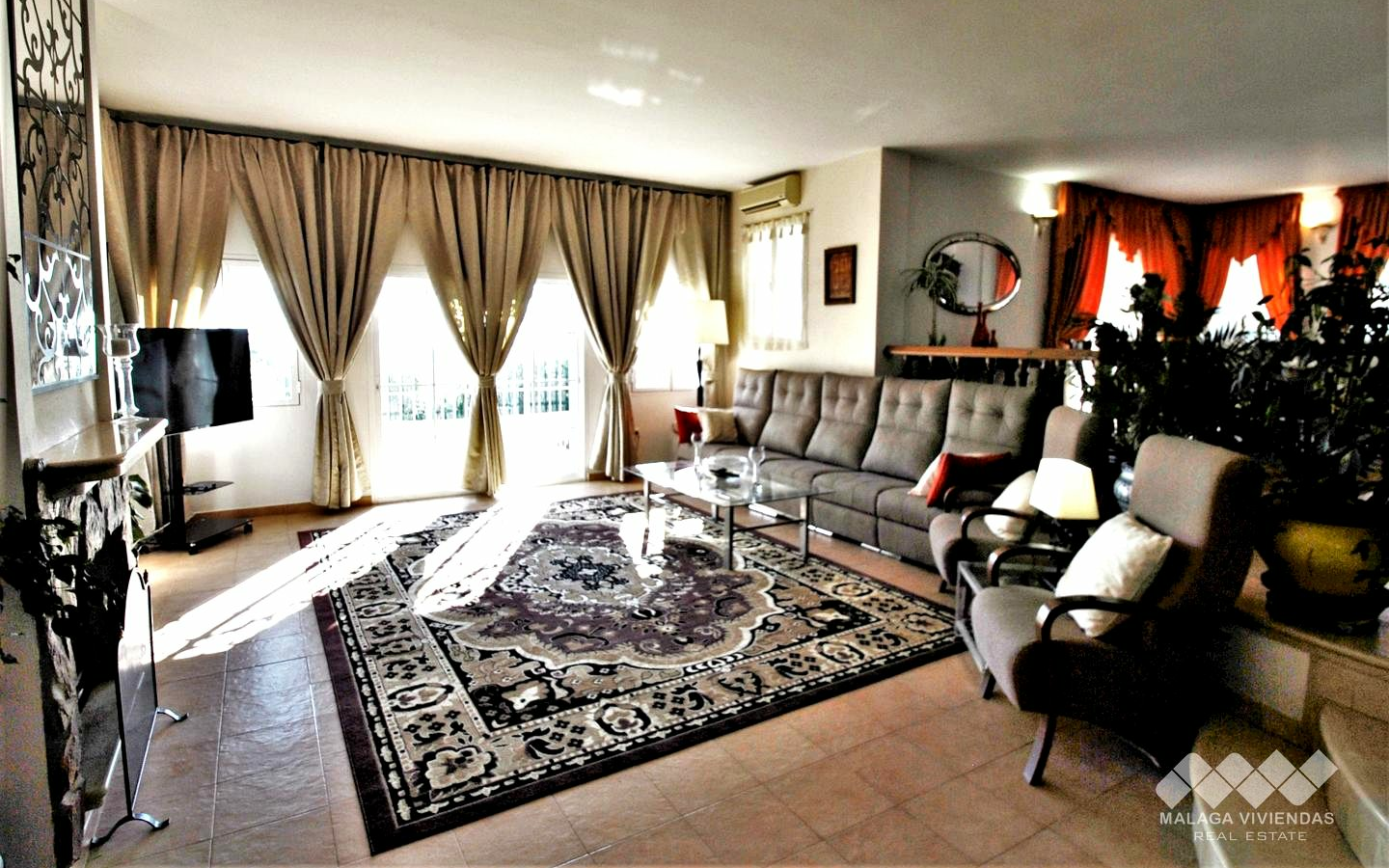 4-bedroom Villa In Mijas, Spain (300 M²)