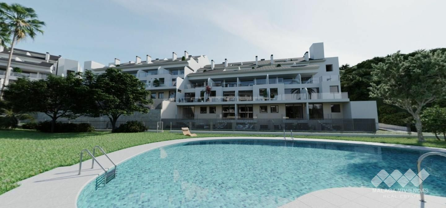 2-bedroom Penthouse In Fuengirola, Spain (120 M²)