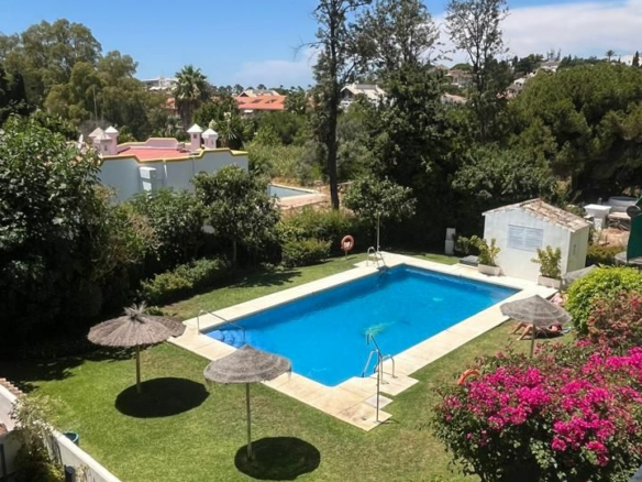 2-bedroom Flat In Marbella, Spain (76 M²)