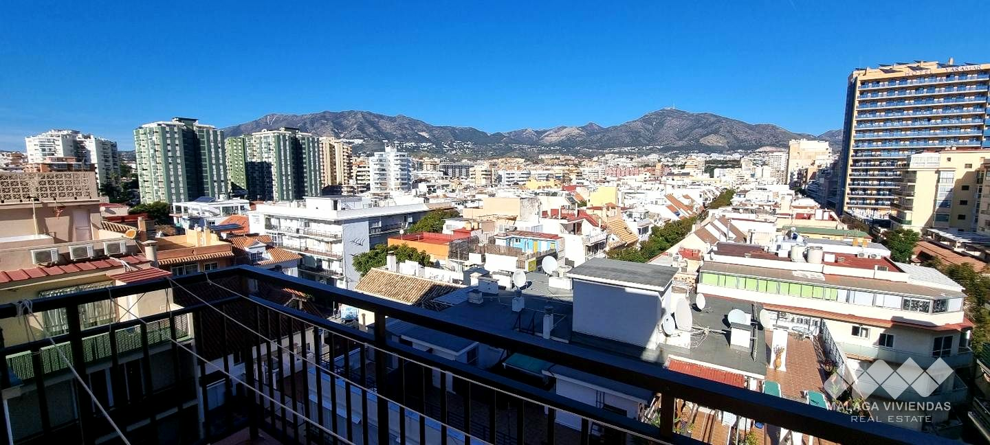 4-bedroom Flat In Fuengirola, Spain (180 M²)