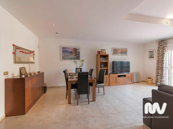 5-bedroom Villa In Estepona, Spain (330 M²)