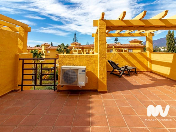 5-bedroom Villa In Estepona, Spain (330 M²)
