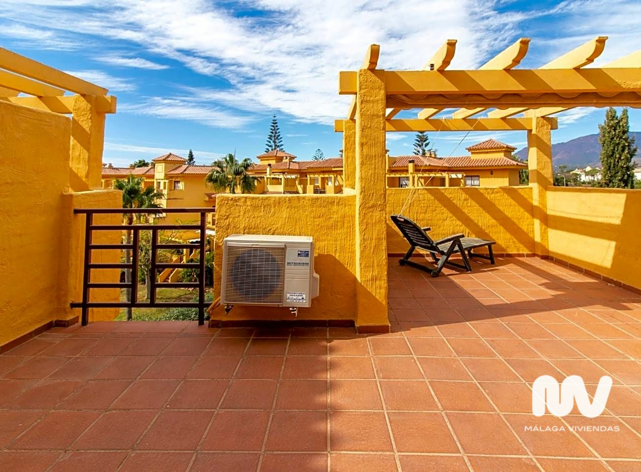 5-bedroom Villa In Estepona, Spain (330 M²)