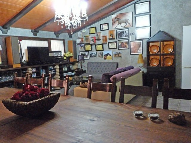 9-bedroom Finca In Espiel, Spain (500 M²)