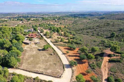 3-bedroom Finca In Montserrat, Spain (130 M²)