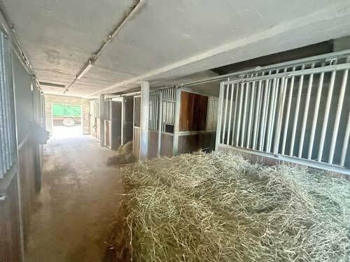 4-bedroom Property In Obersulm, Germany (340 M²)