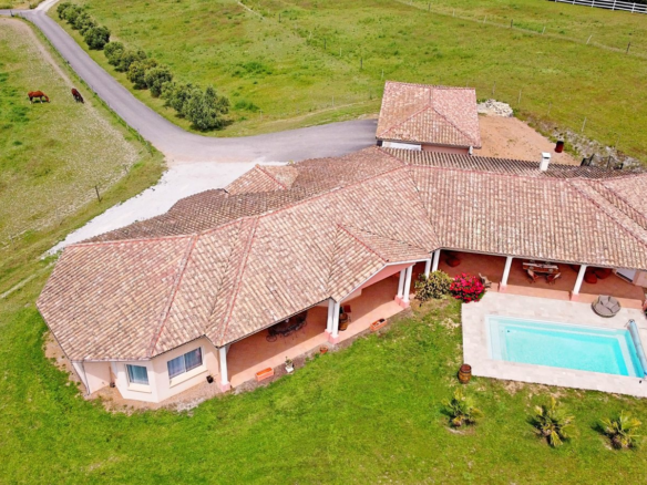 Detached House In Ferran