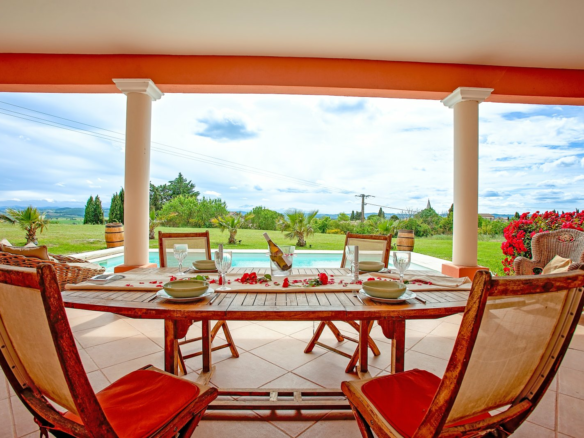 Detached House In Ferran