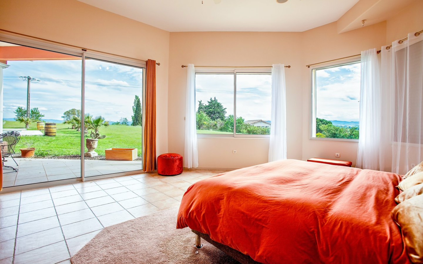 Detached House In Ferran