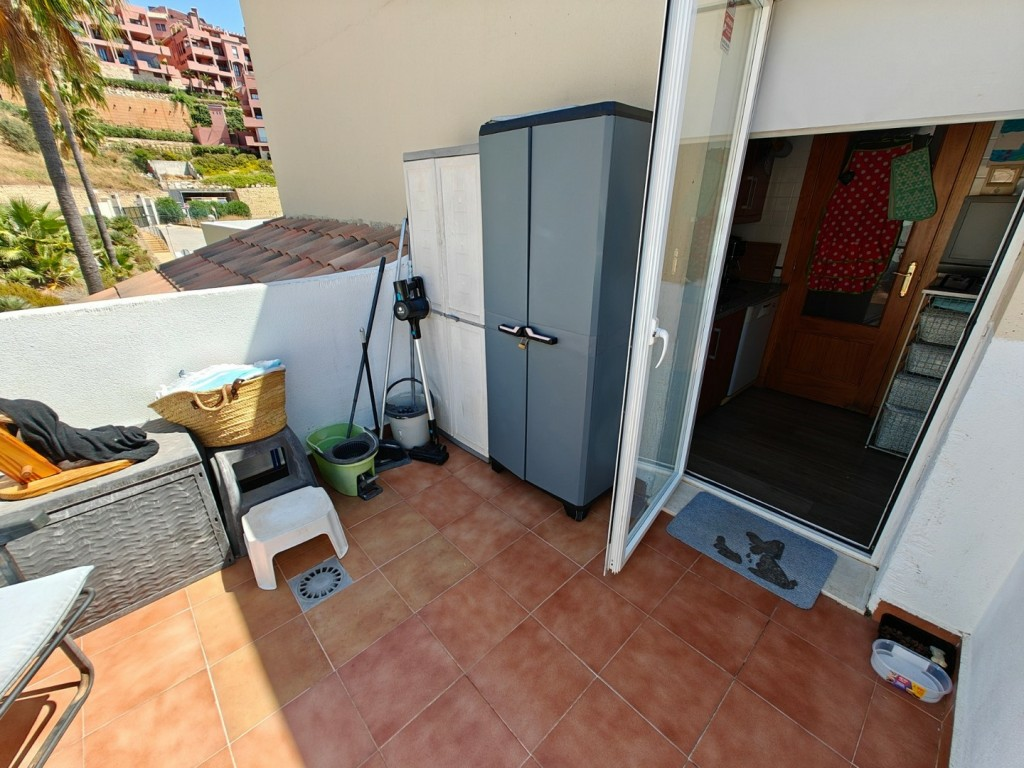 2-bedroom Atico In Calahonda, Spain (185 M²)