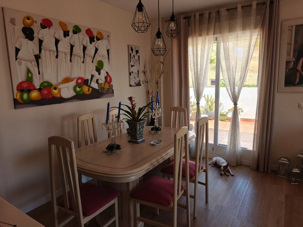 2-bedroom Atico In Calahonda, Spain (185 M²)
